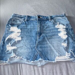 Hollister Blue Mini Skirt for a Casual Night Out